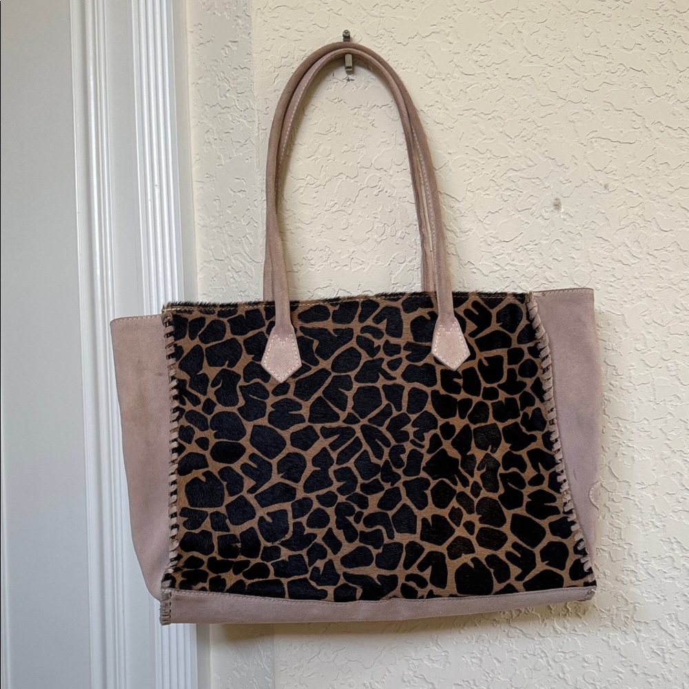CEONI Chic Animal Print Tote with Tan Accents